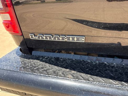 Used 2023 RAM 2500 Laramie AWD/4WD image 9