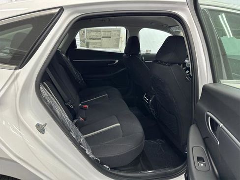 New 2025 Hyundai Sonata SEL image 16