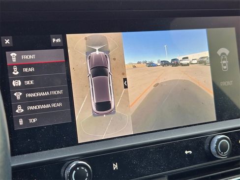 Used 2023 Porsche Macan Turbo image 13