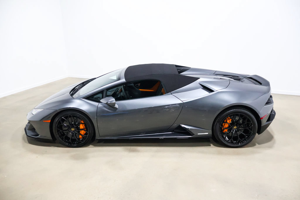Used 2024 Lamborghini Huracan EVO AWD/4WD image 18