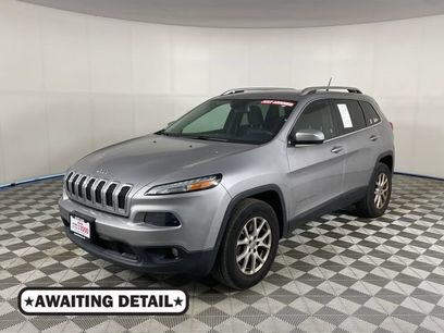 Used 2018 Jeep Cherokee Latitude