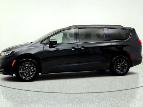 Used 2021 Chrysler Pacifica Touring-L w/ Premium & Safety Sphere Group AWD/4WD image 8