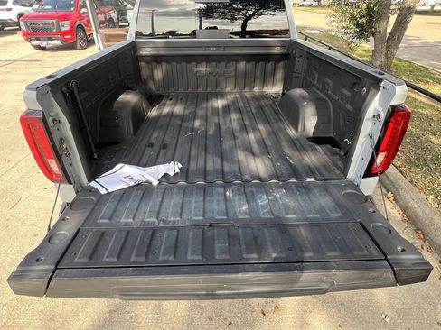 Used 2025 GMC Sierra 1500 Denali image 28