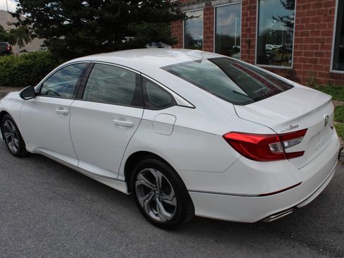Used 2018 Honda Accord EX-L image 8