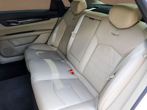 Used 2018 Cadillac CT6 2.0T RWD image 25