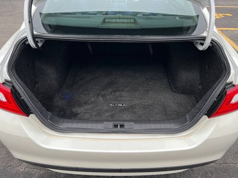 Used 2016 Nissan Altima 2.5 SR FWD image 15