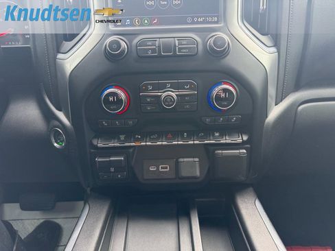 Used 2020 Chevrolet Silverado 2500 LTZ w/ LTZ Plus Package image 24