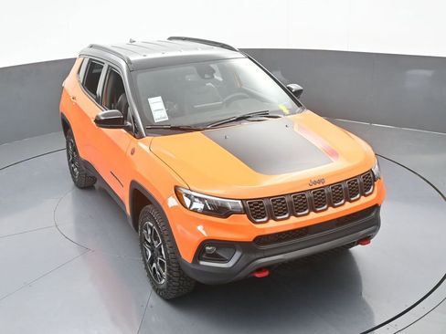 New 2026 Jeep Compass Trailhawk image 51