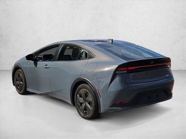 Used 2023 Toyota Prius LE FWD image 8