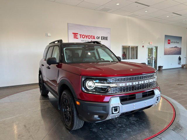 Used 2025 Ford Bronco Sport Badlands AWD/4WD image 1