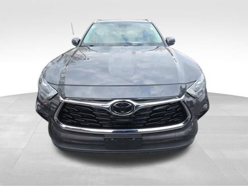 Used 2020 Toyota Highlander Limited image 10