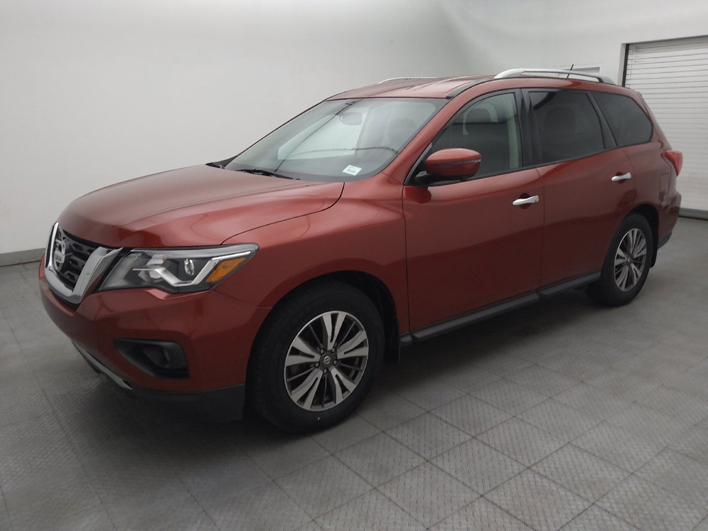 Used 2017 Nissan Pathfinder SL w/ SL Tech Package FWD image 2