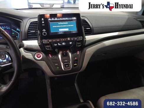 Used 2018 Honda Odyssey EX-L image 10