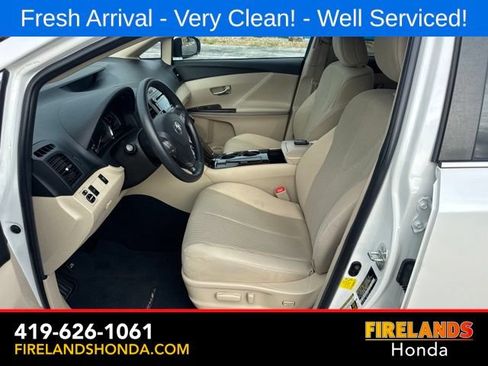 Used 2011 Toyota Venza w/ Convenience Pkg FWD image 14