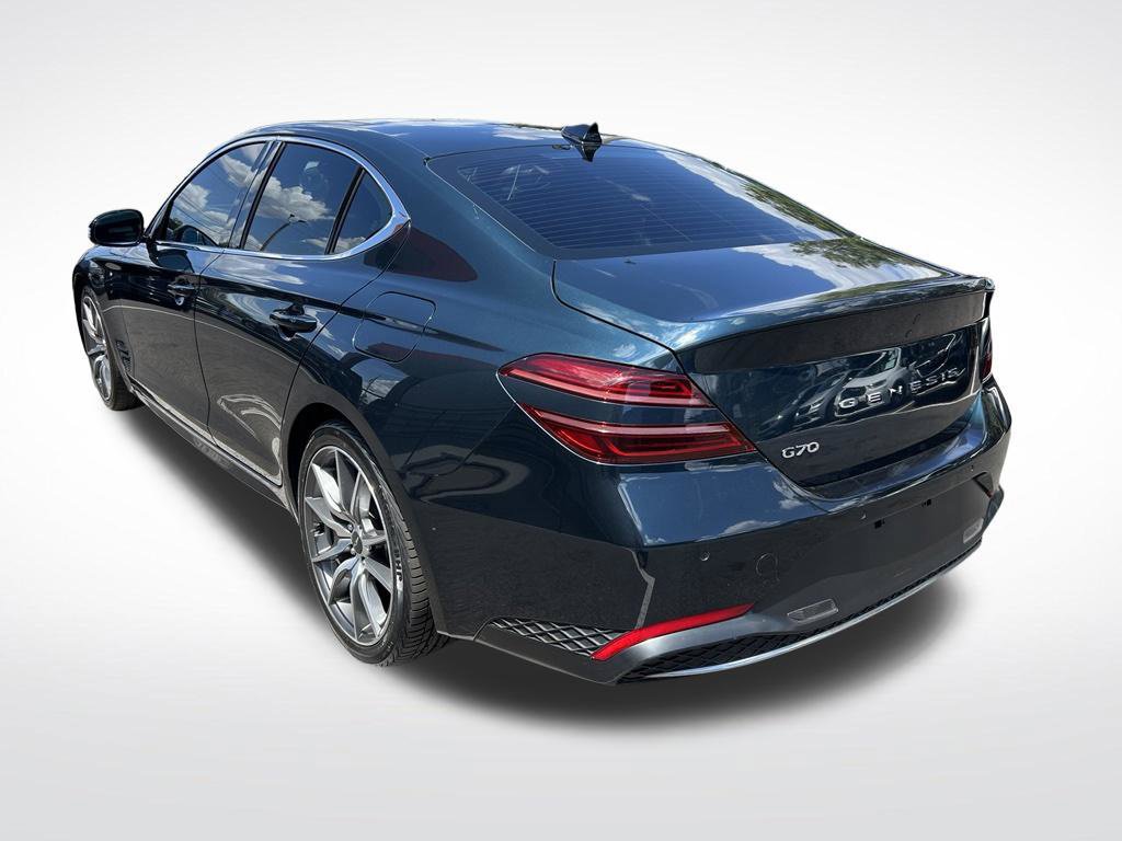 Used 2022 Genesis G70 2.0T w/ Prestige Package RWD image 6