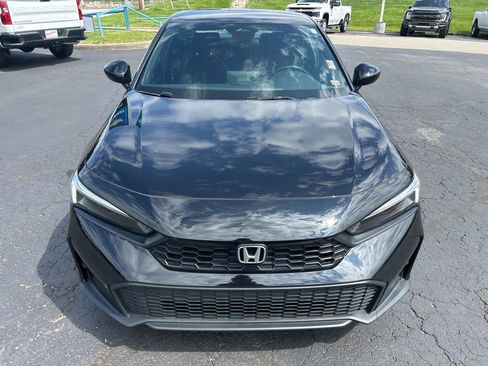 Used 2025 Honda Civic Sport image 2