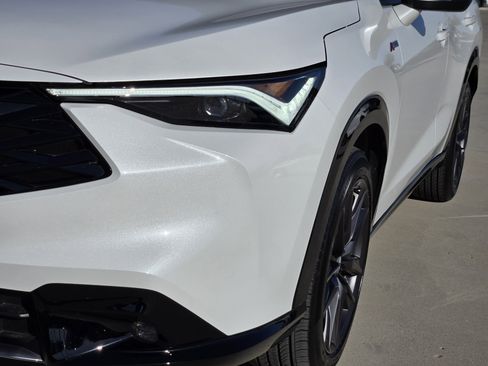 Certified 2025 Acura ADX A-Spec image 13