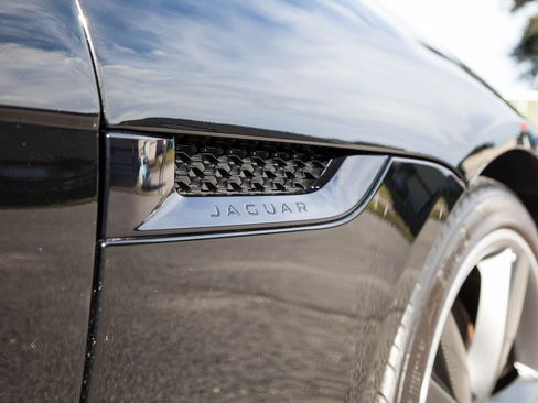 Used 2015 Jaguar F-TYPE S image 11