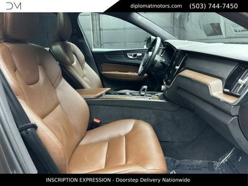 Used 2022 Volvo XC60 T8 Inscription Expression AWD/4WD image 19
