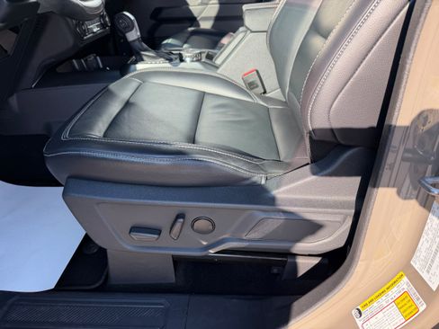 Certified 2025 Ford Bronco Outer Banks image 19