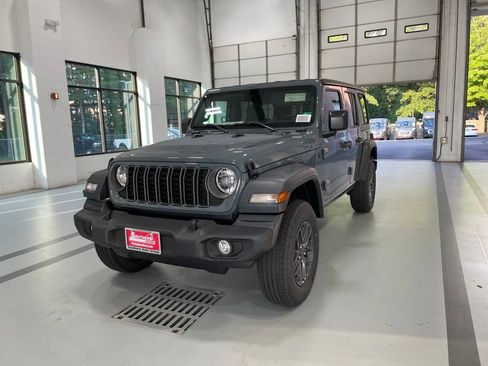 New 2025 Jeep Wrangler Unlimited Sport AWD/4WD image 31
