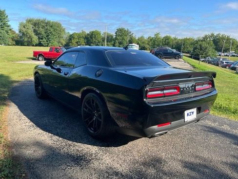 Used 2023 Dodge Challenger SRT Hellcat RWD image 5