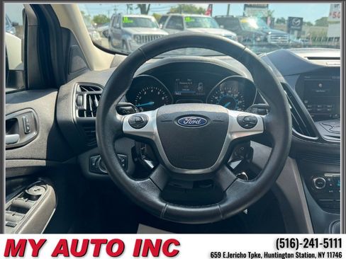 Used 2014 Ford Escape SE w/ Equipment Group 201A AWD/4WD image 13