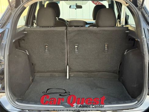 Used 2019 Nissan Kicks S FWD image 12