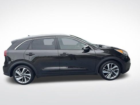 Used 2017 Kia Niro Touring w/ Advanced Technology Package FWD image 5