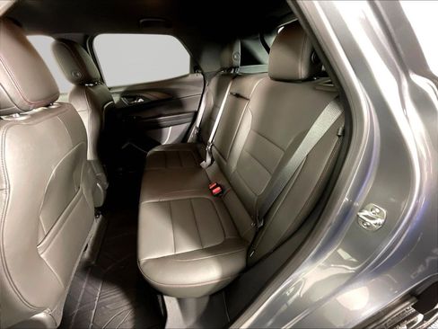 Used 2025 Chevrolet TrailBlazer RS w/ Driver Confidence Package FWD image 21