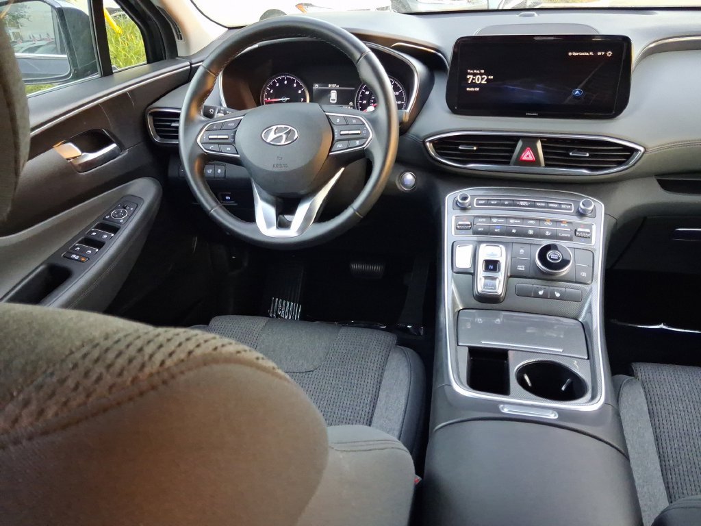 Used 2023 Hyundai Santa Fe SEL FWD image 13