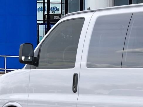 New 2025 Chevrolet Express 3500 LS w/ Chrome Appearance Package RWD image 12