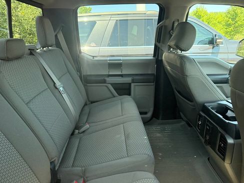 Used 2015 Ford F150 XLT w/ Equipment Group 302A Luxury AWD/4WD image 8