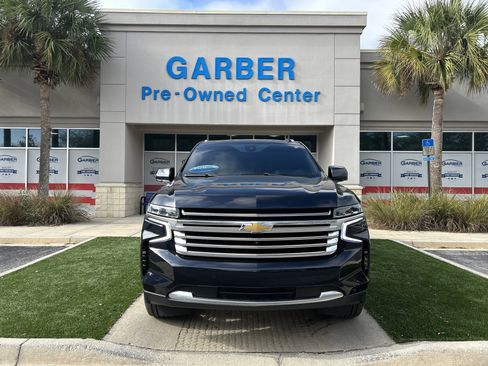 Used 2021 Chevrolet Suburban High Country image 2