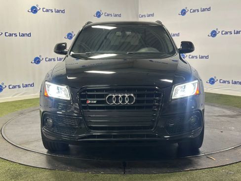 Used 2017 Audi SQ5 Premium Plus w/ Technology Package image 2
