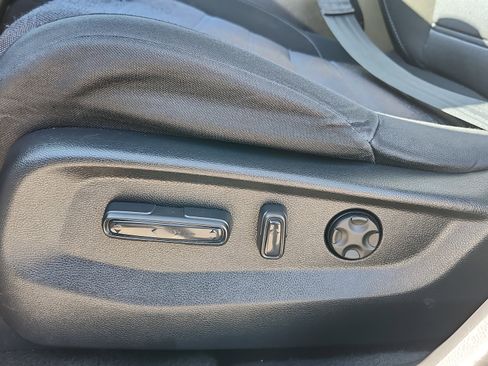 Used 2018 Honda CR-V EX image 10