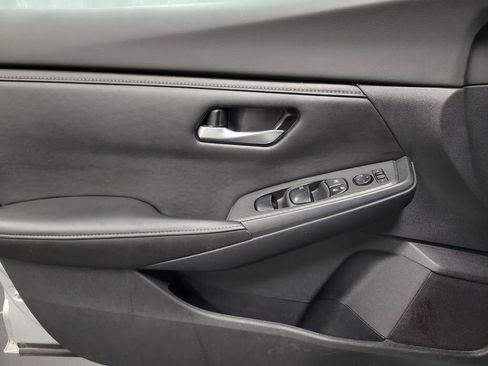 Used 2022 Nissan Sentra SV image 21