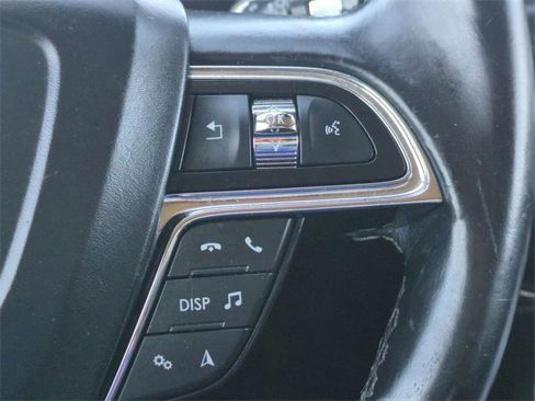 Used 2021 Lincoln Nautilus Reserve image 27