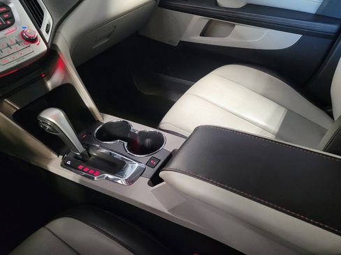 Used 2015 GMC Terrain SLT w/ Open Road Package FWD image 26