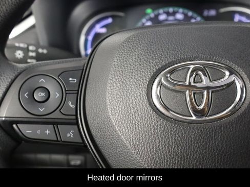 Used 2024 Toyota RAV4 XLE w/ Convenience Package image 10