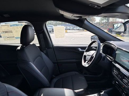 New 2026 Ford Escape ST-Line w/ Tech Pack #1 image 15