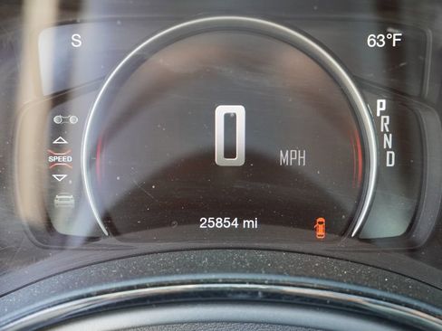 Used 2025 Dodge Durango GT AWD/4WD image 9
