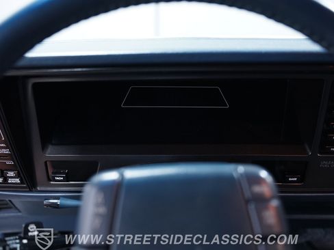 Used 1989 Oldsmobile Toronado Trofeo FWD image 32
