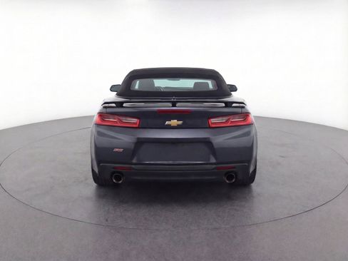 Used 2017 Chevrolet Camaro SS image 6