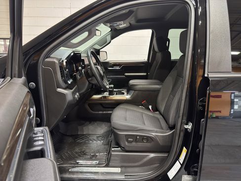 Used 2023 Chevrolet Silverado 1500 RST image 14