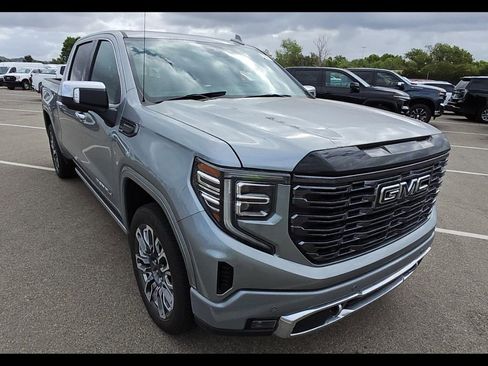 Used 2025 GMC Sierra 1500 Denali Ultimate AWD/4WD image 6