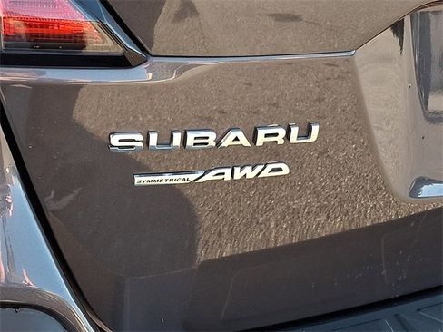 Used 2022 Subaru Outback Limited image 29