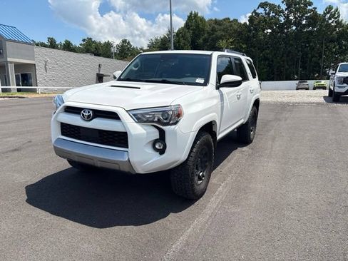 Used 2022 Toyota 4Runner TRD Off-Road AWD/4WD image 3