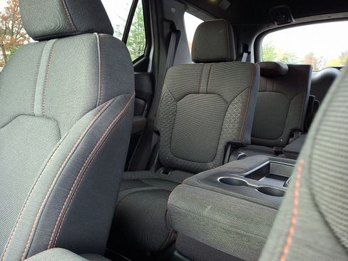 Used 2025 Honda Pilot Sport image 18