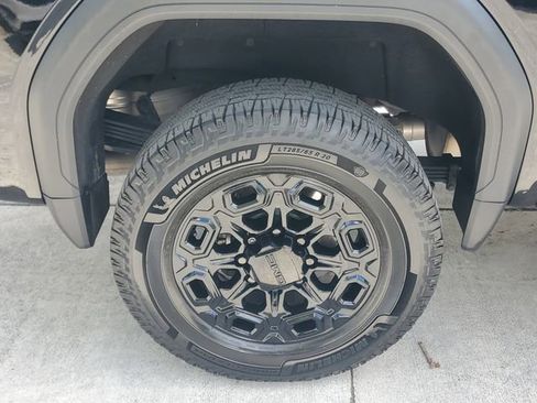 Used 2021 GMC Sierra 2500 Denali image 7